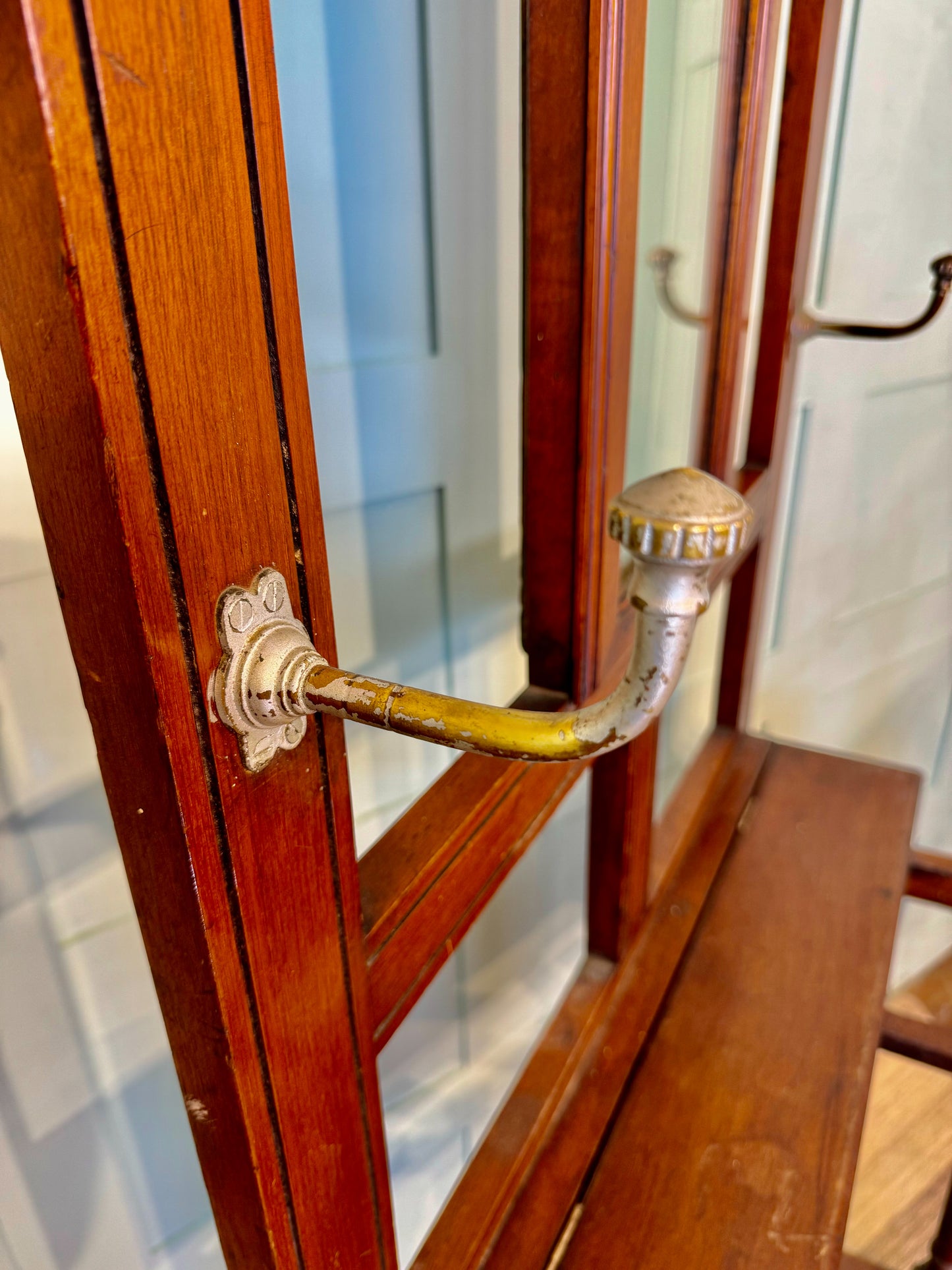 Early 20th Century Oak Hallstand