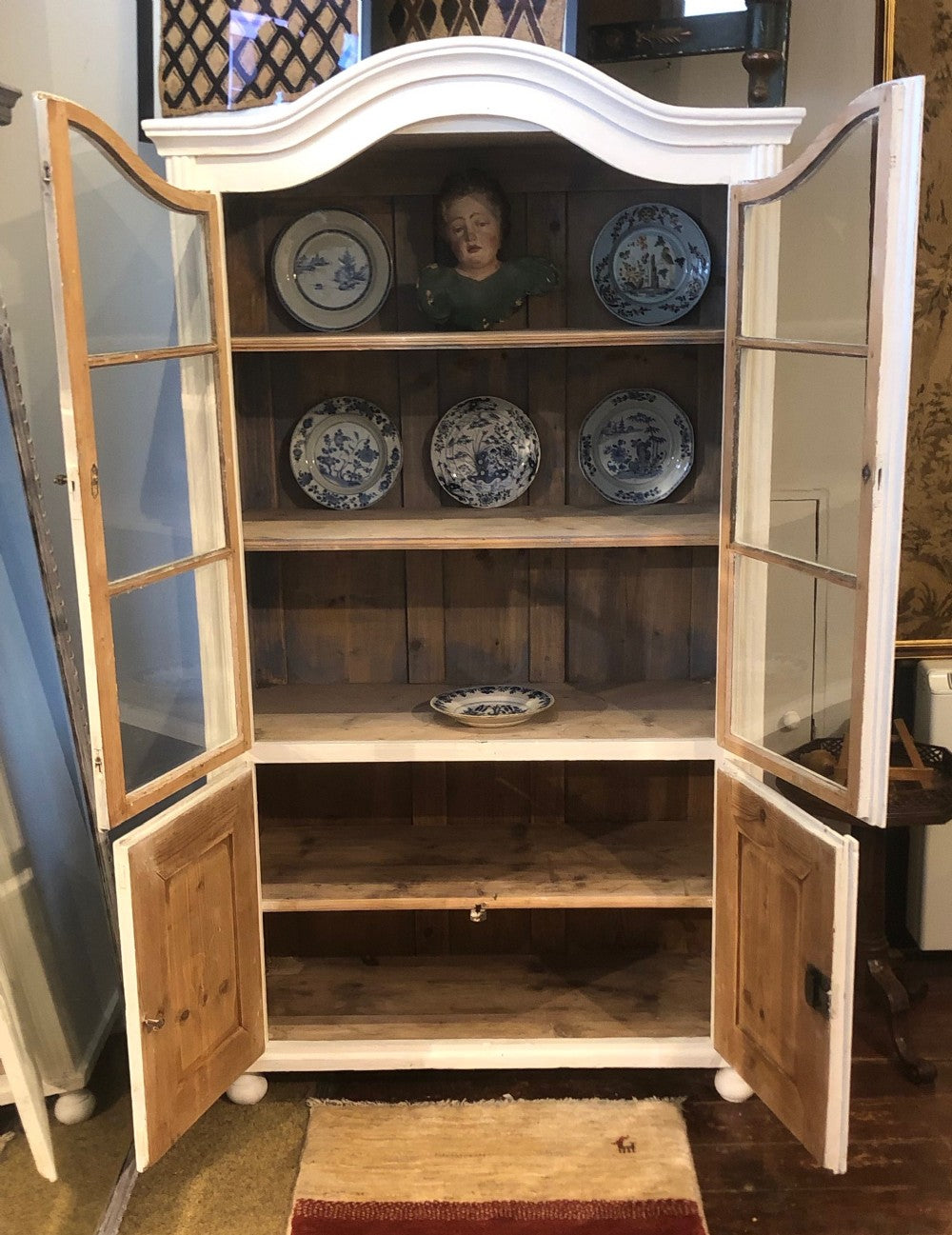 French_Vitrine_Display_Cabinet_4