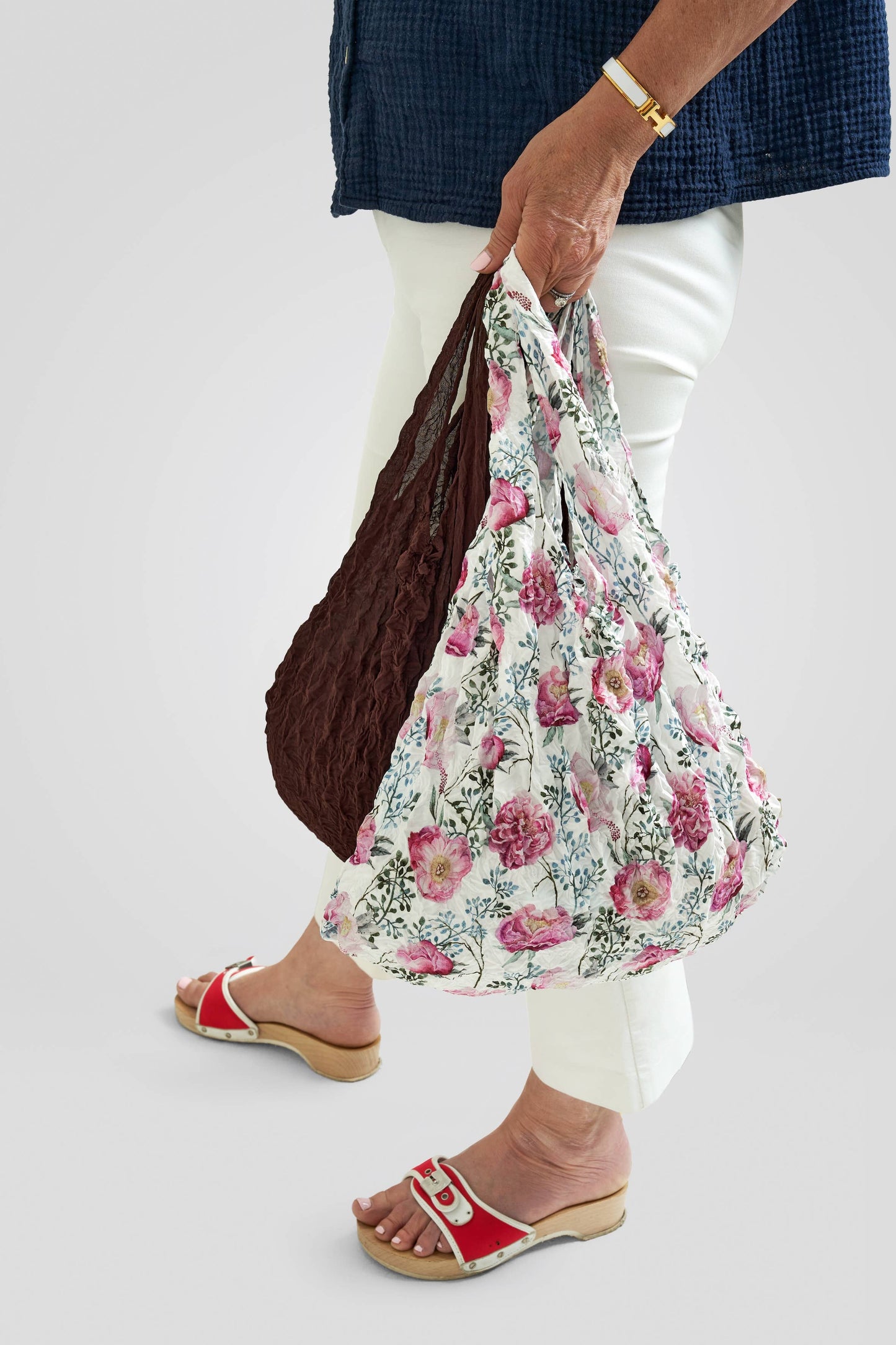 POPPALICIOUS - Poppy Inspired - Sustainable Floral Tote Bag - demo - Deja Vu