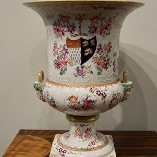 Fine 19th Century French Samson Armorial Campana Vase – Famille Rose Chinese Export Style