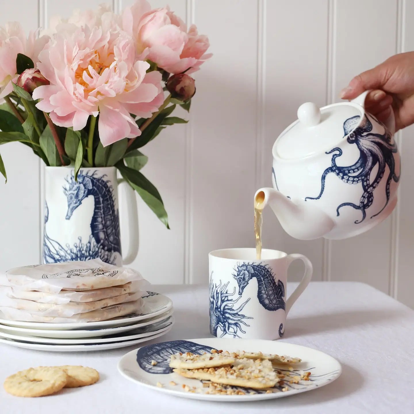 Bone China Seahorse Mug - Cream Cornwall