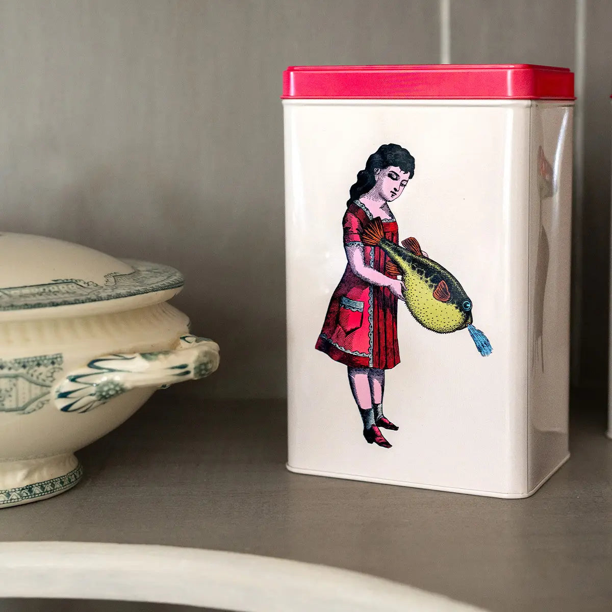 Giselle Rectangular Tin Box