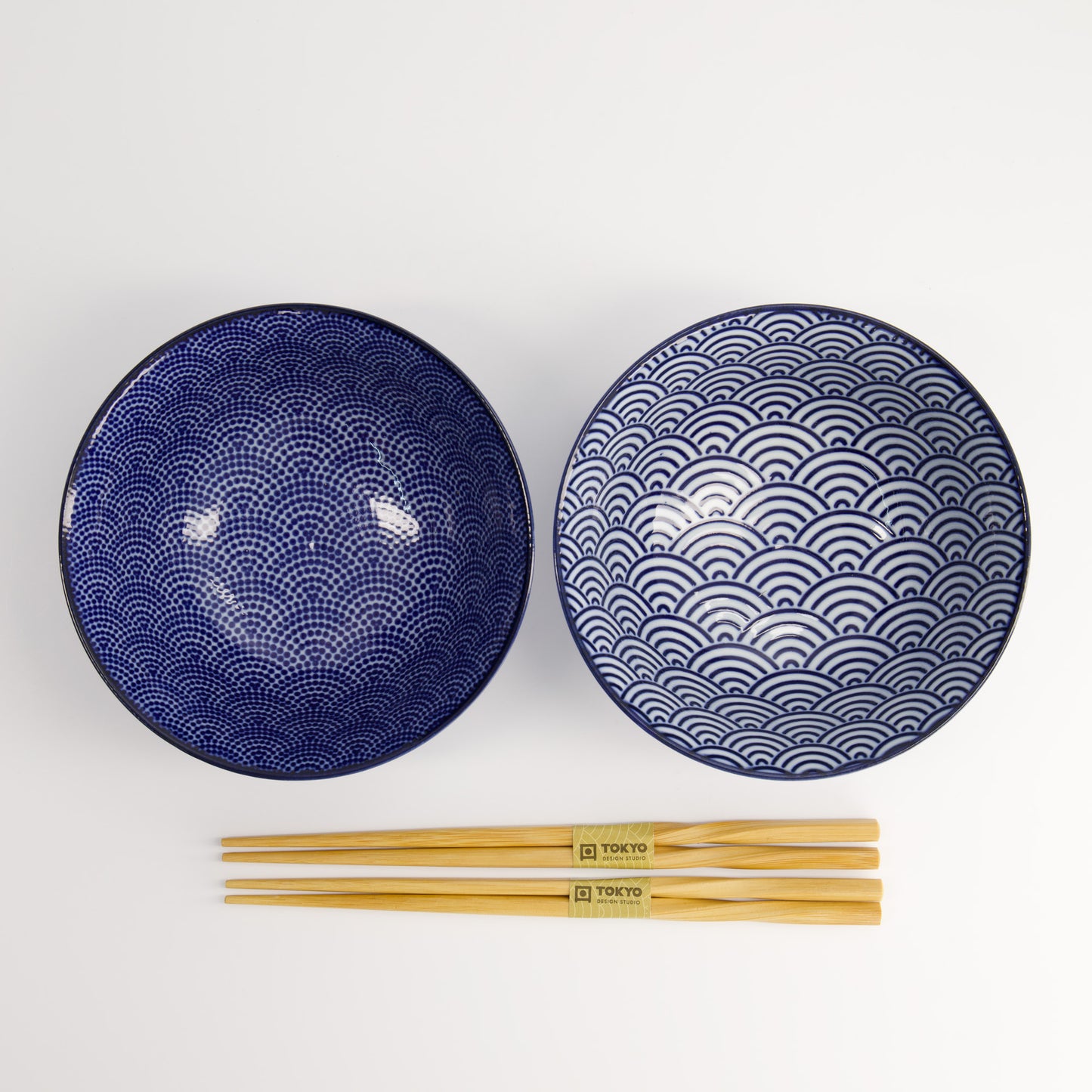 Nippon Blue/White Tayo Bowls and Chopsticks Gift Set "Dots & Waves"