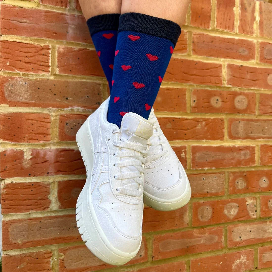 Red Hearts on Navy Bamboo Socks  4-7 UK
