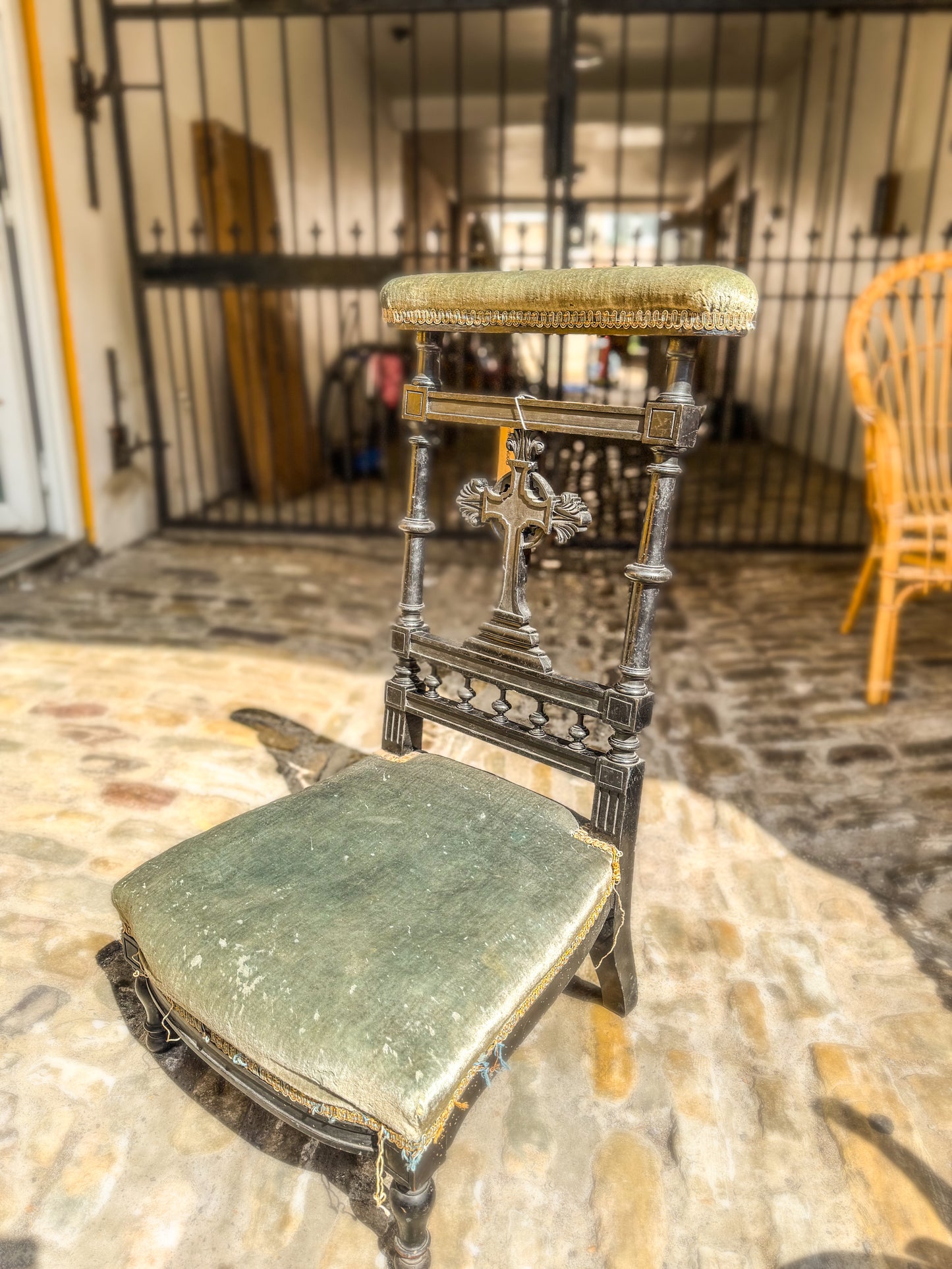 Antique 19th Century Prie Dieu Prayer Chair - Green Velvet and Ebonised Wood