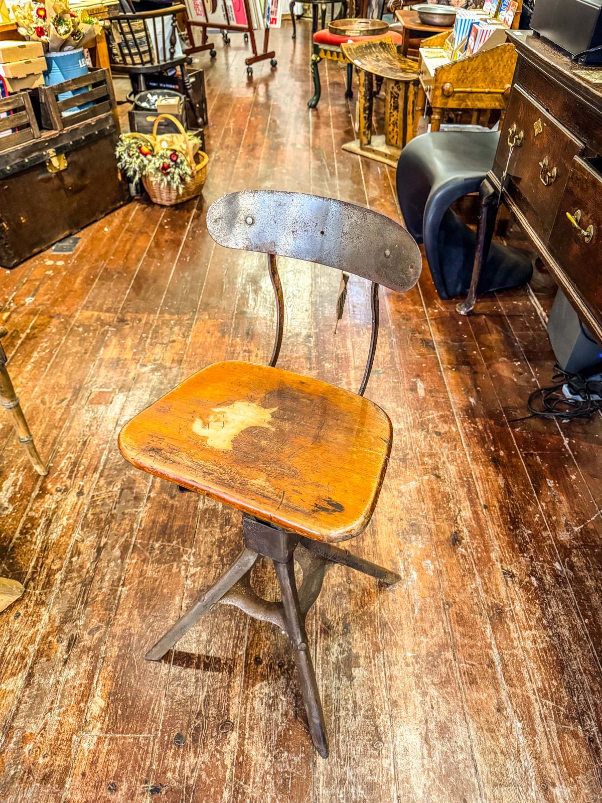 Early 20th Century Evertaut Industrial Workshop Chair 2