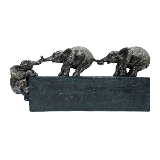 Elephant Family Ties1