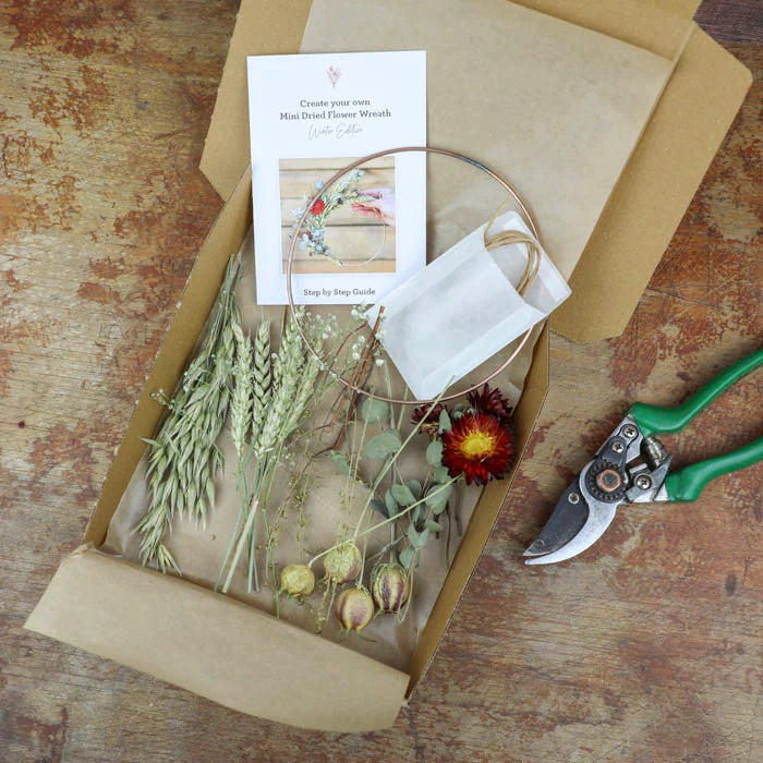 Mini Dried Flower Wreath Winter Edition