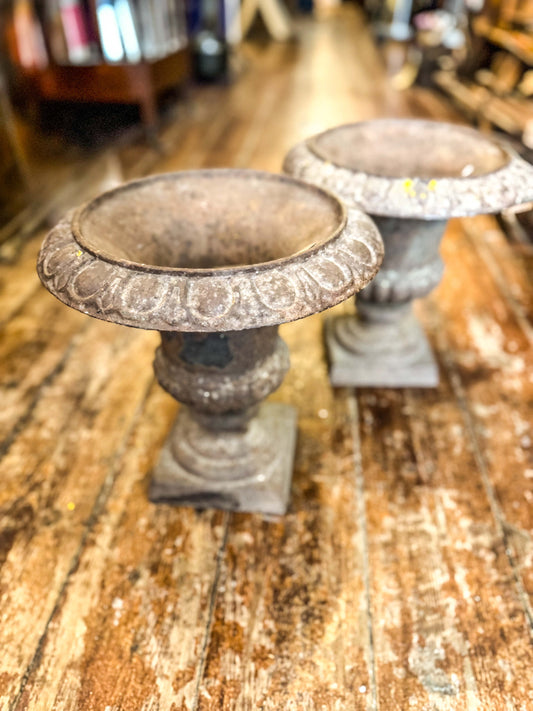 Pair_of_Cast_Iron_Urns