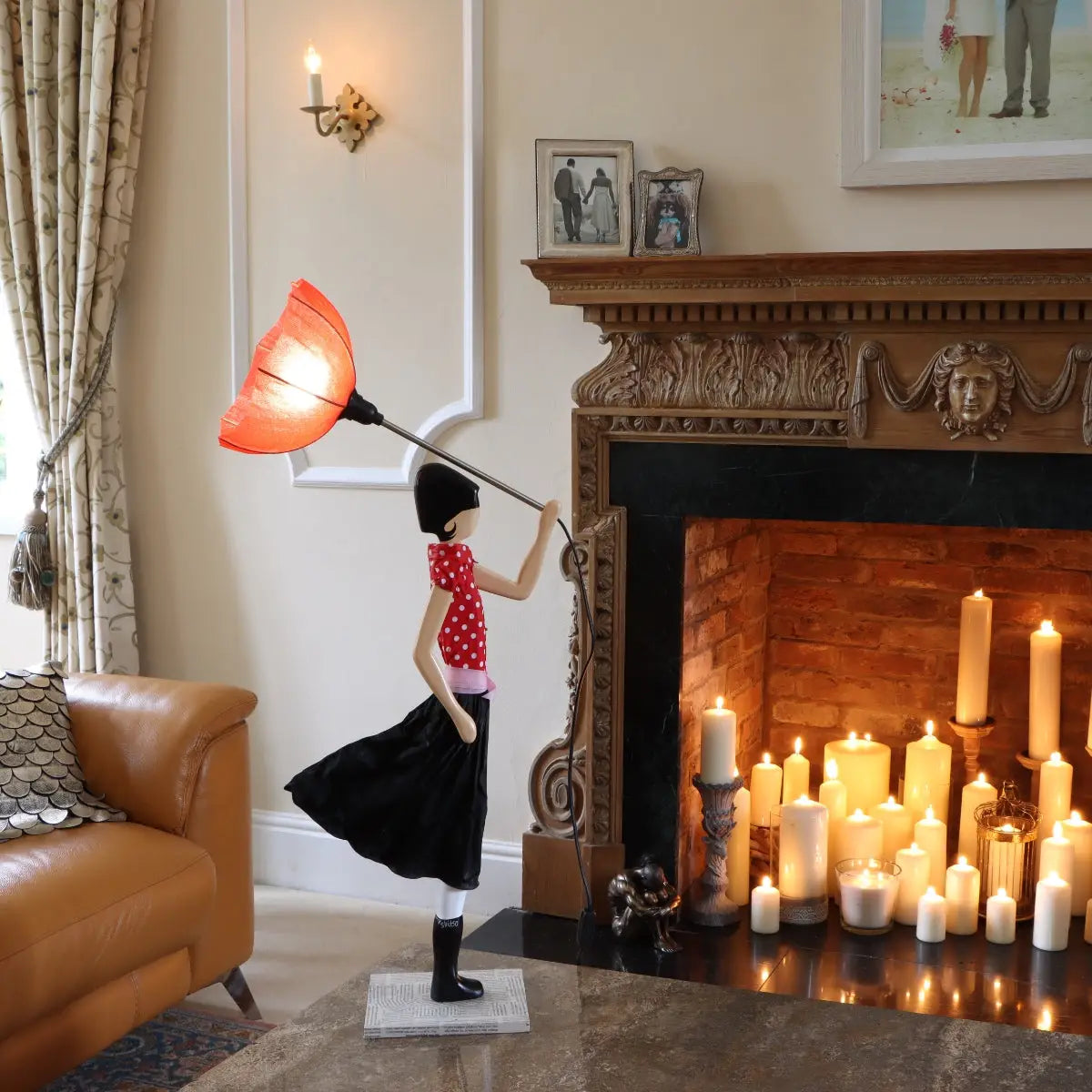 Lady Table Top Lamp "Minnie"